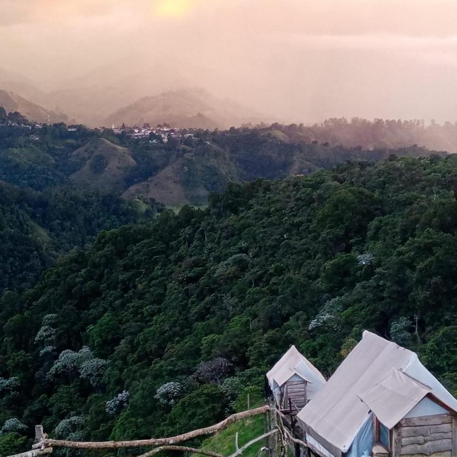 Glamping Rustiko Hostel Salento Luaran gambar