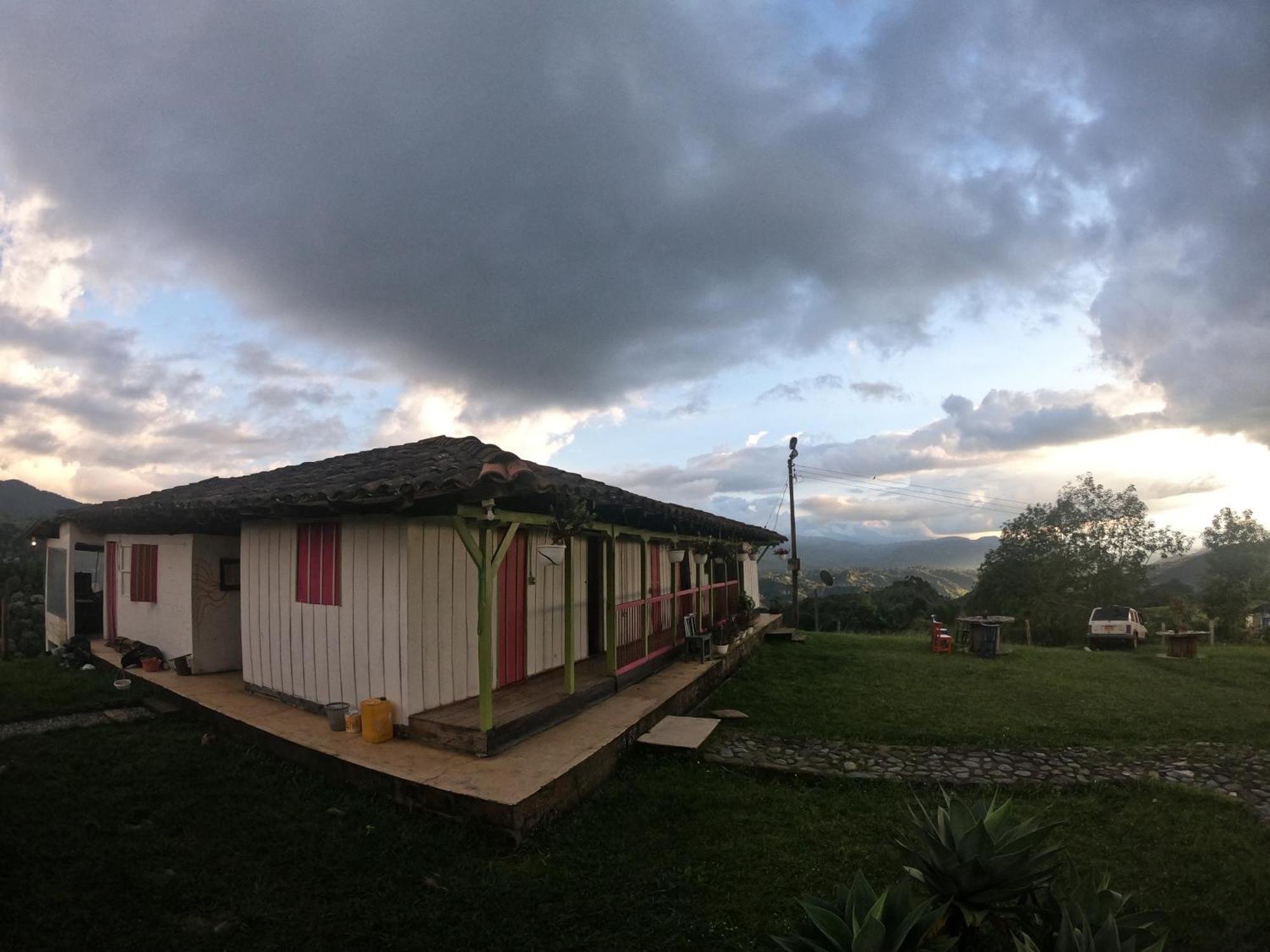 Glamping Rustiko Hostel Salento Luaran gambar